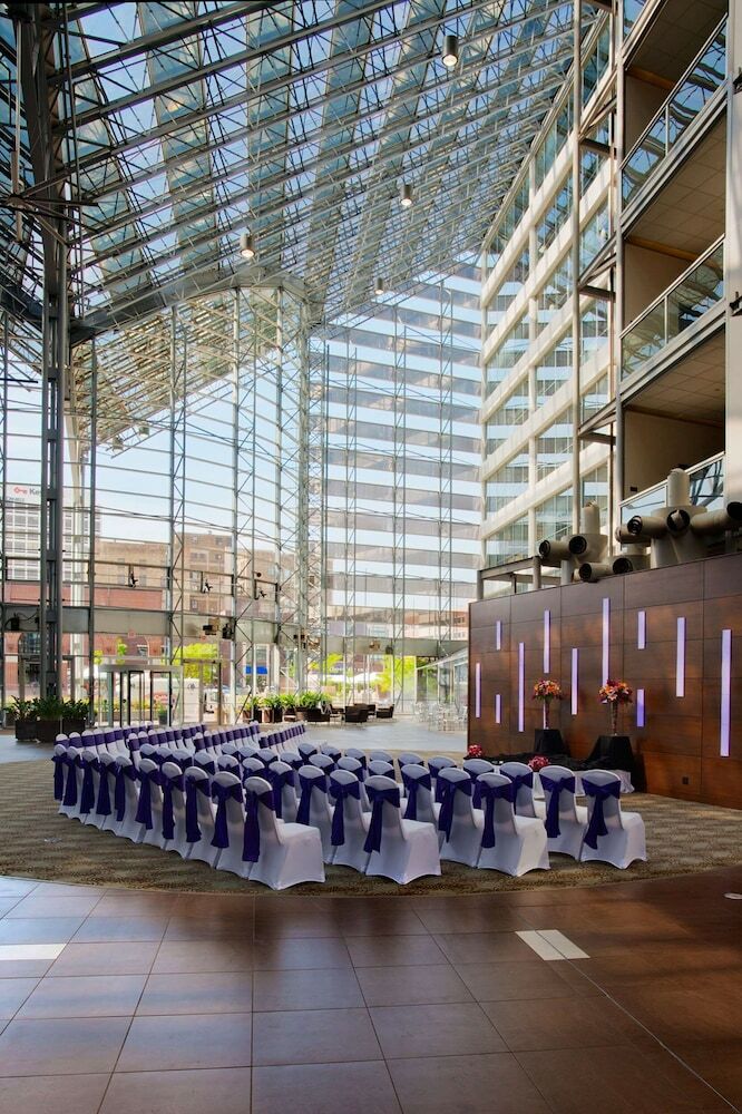 Doubletree By Hilton Hotel South Bend