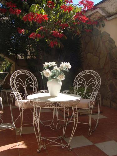 Hostal Versalles