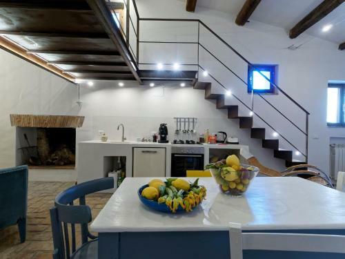 Apartamento L?arrocco - La Torre Col Mare Sul Tetto