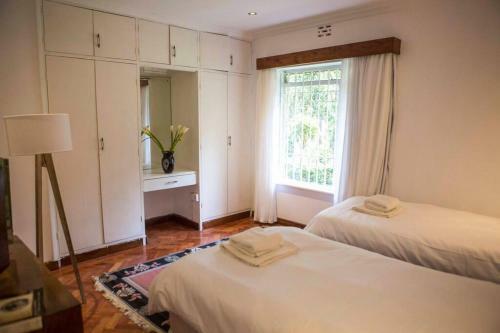 Villa Beautiful Historic Stand Alone In Muthaiga, Nairobi