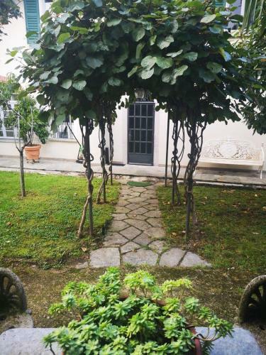 Hostal La Mansarde
