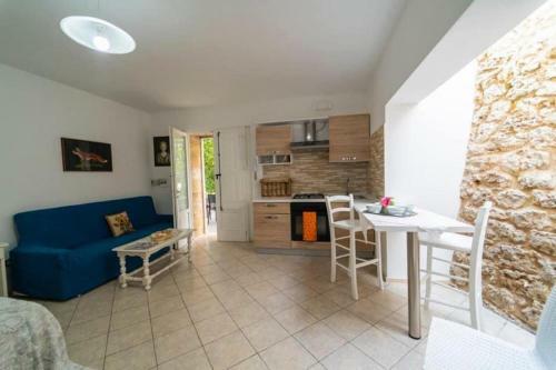 Hostal Antichi Trulli Dell'800 In Stile Moderno