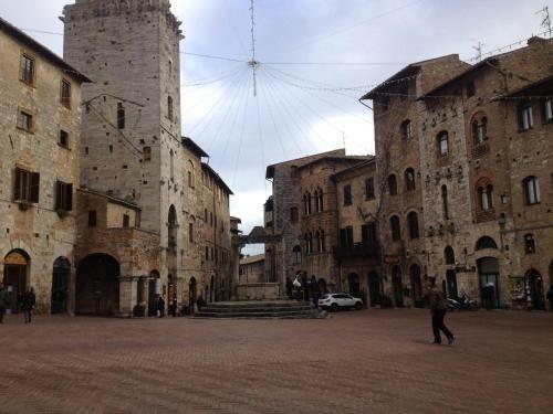 Hostal Via Naldini N 61