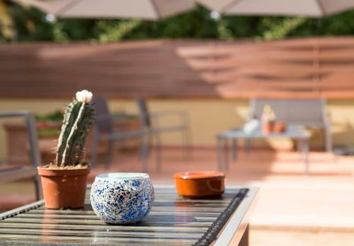 Hostal Via Naldini N 61