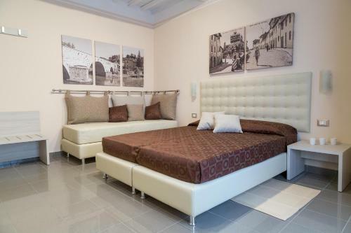 Hostal Via Naldini N 61