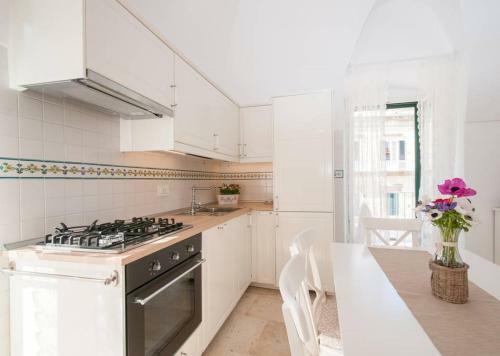 B&B N�stos