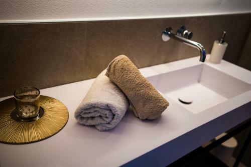 Zilli Studio Apartments