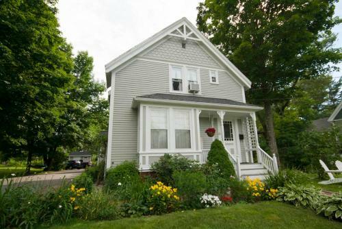 James Place Inn Bed And Breakfast