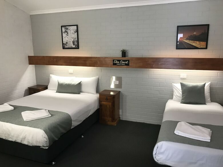 Elm Court Motel