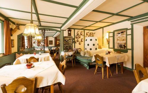 Hostal Gasthof Piburger See