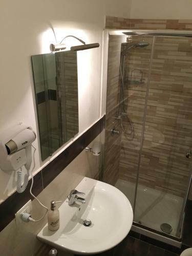 Hostal Alloggio Urbano - Stazione