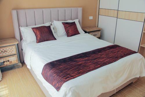 Enzi Heights Apartment
