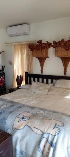 Hostal 35 Inyoni Crescent