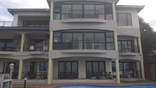 Hostal 35 Inyoni Crescent