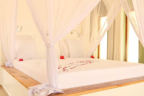 Hotel Kijani Beach Villas
