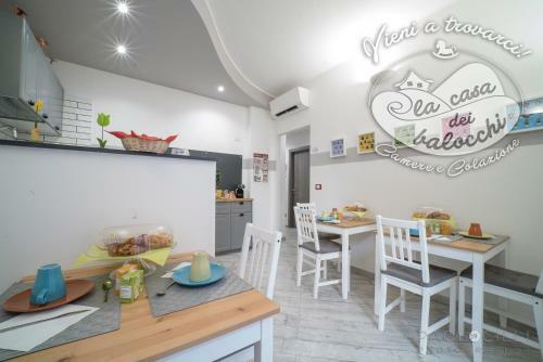 Hostal La Casa Dei Balocchi B&B