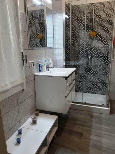 Apartamento "persiane Blu" Ampio Appartamento In Centro Storico A Teulada