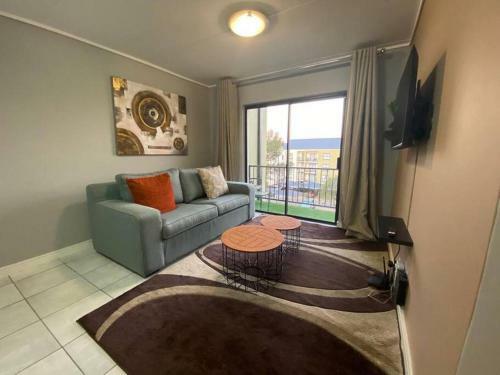Insaka's Greenlee 3 Luxurious Apartment