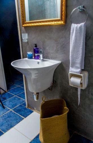 Apartamento Pazuva Hillside