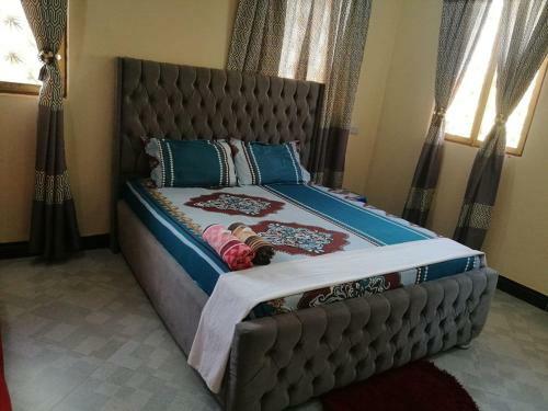 In-africa (Welcoming 1- Bedroom, Bed & Breakfast)