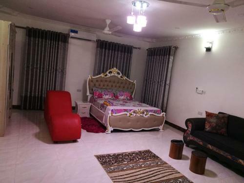 In-africa (Welcoming 1- Bedroom, Bed & Breakfast)
