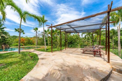 Bed & Breakfast Tombo House