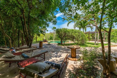 Bed & Breakfast Tombo House
