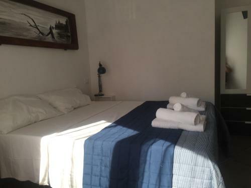 Hostal Aquamarina Rooms