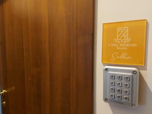 Hostal I Tre Marchi Rooms Camera Sabbia