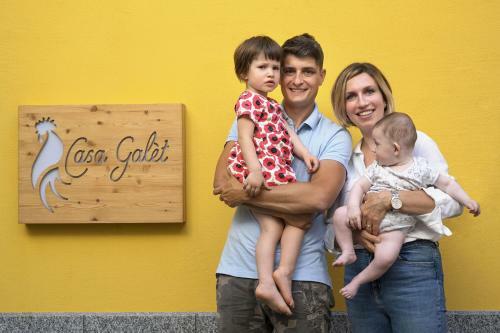 Casa Gal�t