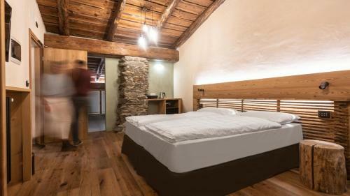 Curt Di Clement Eco Mobility Hotel