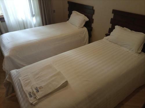 Bed & Breakfast Davis Tours Home
