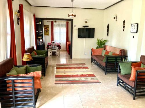 Hotel Okra House