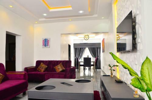 Yokolo Apartments