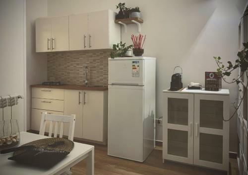 Bed & Breakfast Satyria Apartments