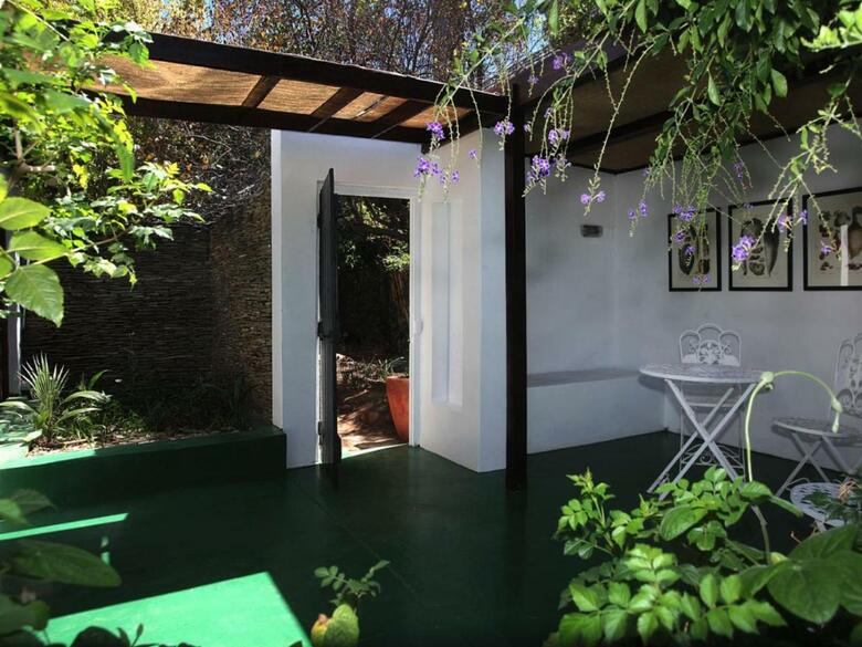 Karoo Art Hotel