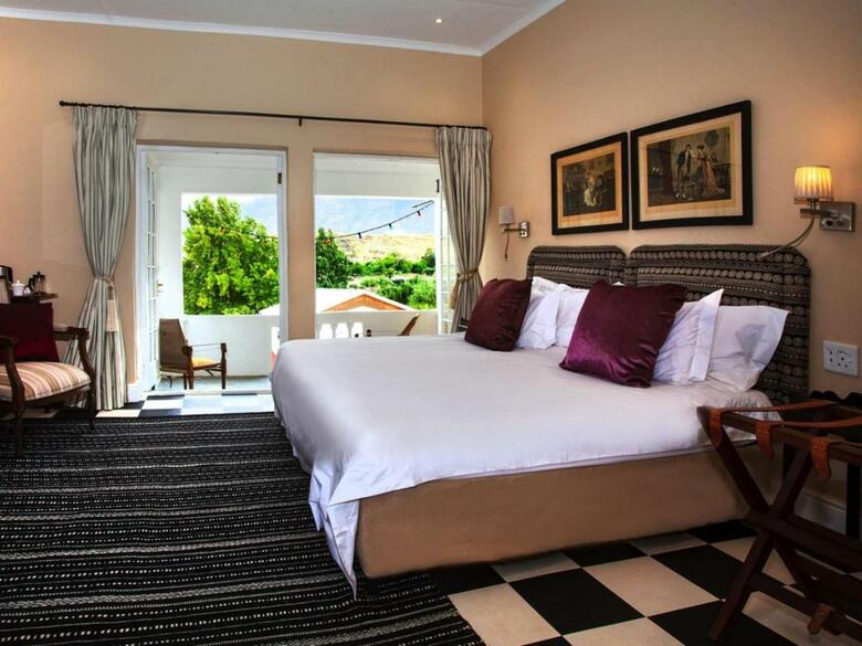 Karoo Art Hotel