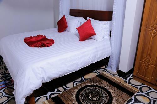 Hotel Queen Elizabeth Safari Lodge