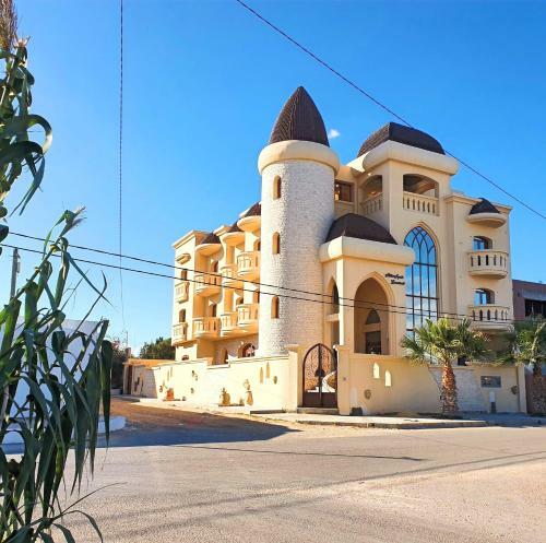 Aparthotel Laourient With Restaurant, Possibility To Breakfast And Dinner