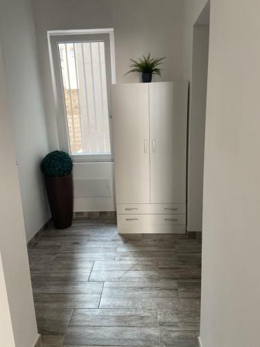 Hostal Room27