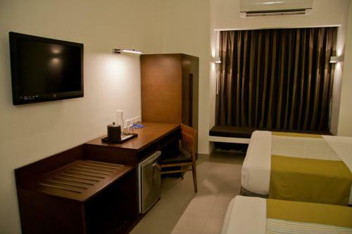 Hotel Microtel By Wyndham Acropolis