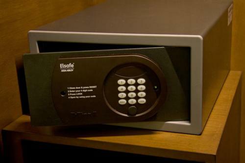 Hotel Microtel By Wyndham Acropolis