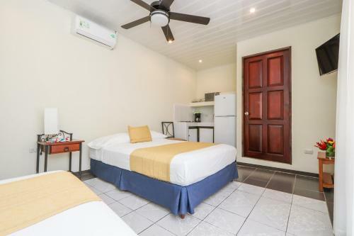 Hotel Flor Blanca