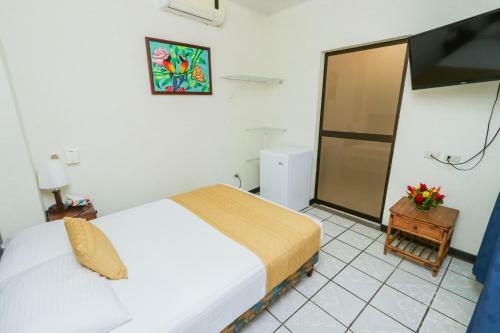 Hotel Flor Blanca