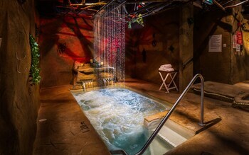 Hotel Living Water Resort