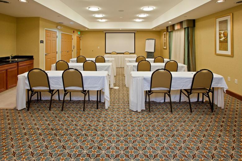 Hotel Staybridge Suites South Bend-university Area