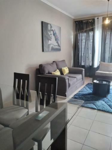 Neatnest Apartments In Foxdale Estates