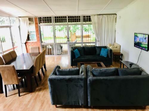 Hostal The Duck Inn Limited