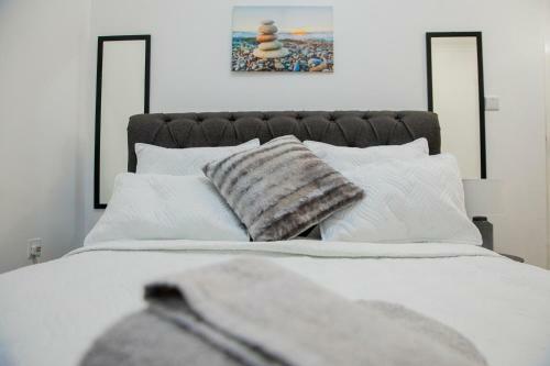 Comfortable Apartment Near Foxdale Court