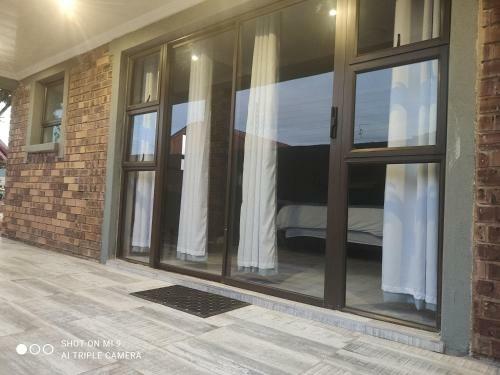 Bed & Breakfast Charis View Guest House